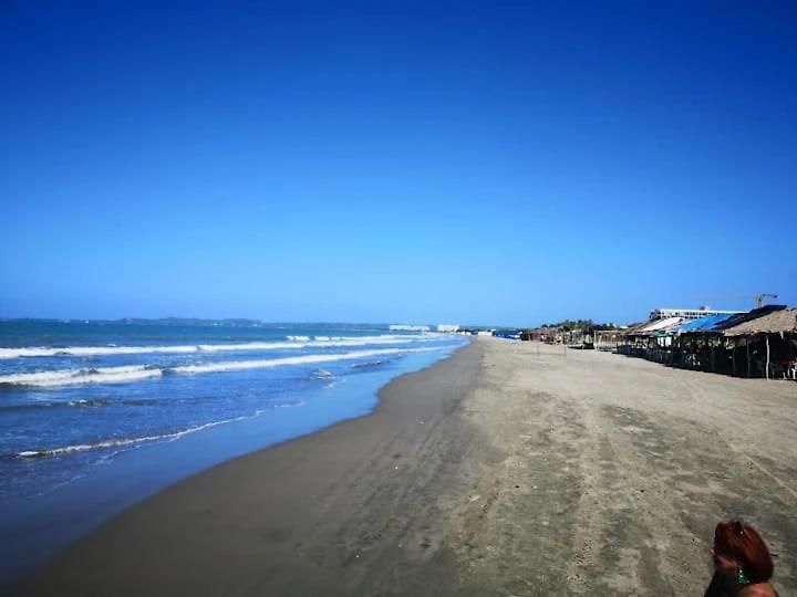 Nativo Manzanillo